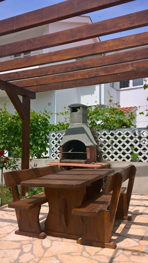 Holiday Home Arbanase ザダル エクステリア 写真
